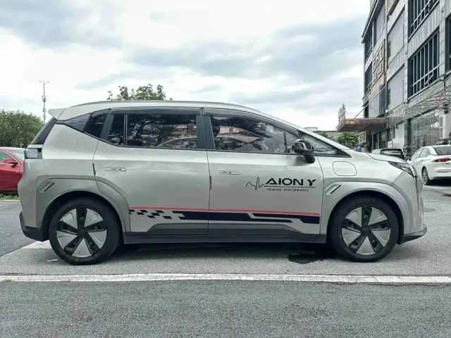 GAC Aion Y — Фото автомобиля 5