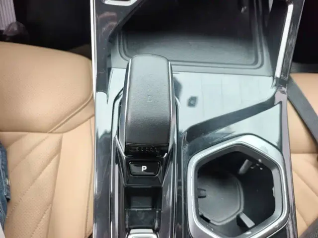 Geely Boyue L — Фото автомобиля 13