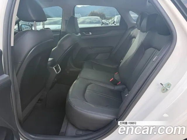 Kia K5 Generation 3 — Фото автомобиля 11