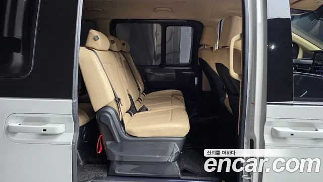 Hyundai Staria — Фото автомобиля 12