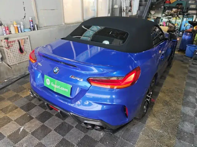 BMW Z4 — Фото автомобиля 6