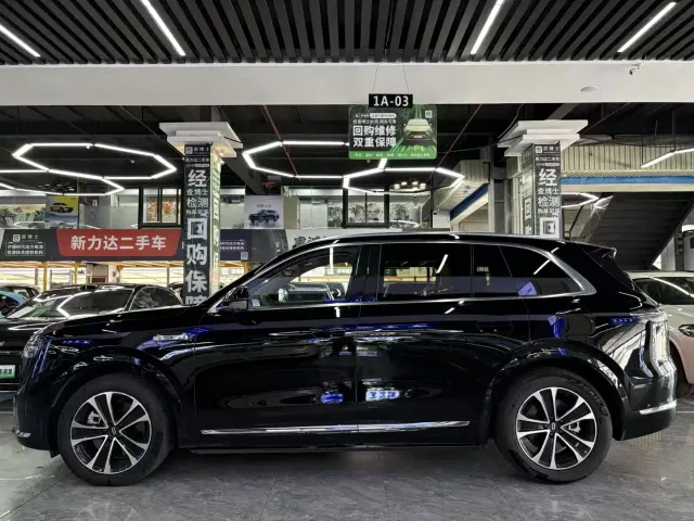 Aito M7 — Фото автомобиля 3