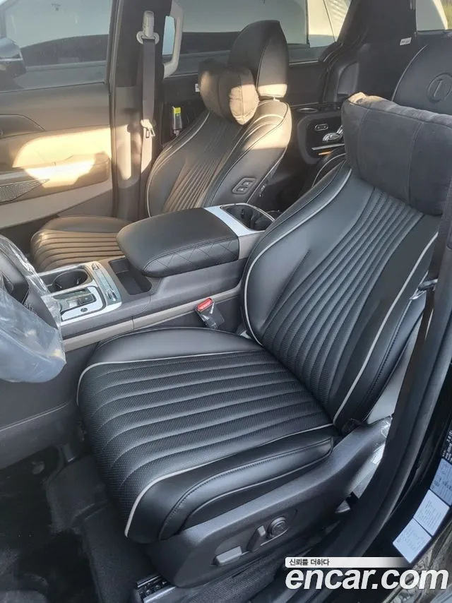 Kia Carnival 4th Gen — Фото автомобиля 5