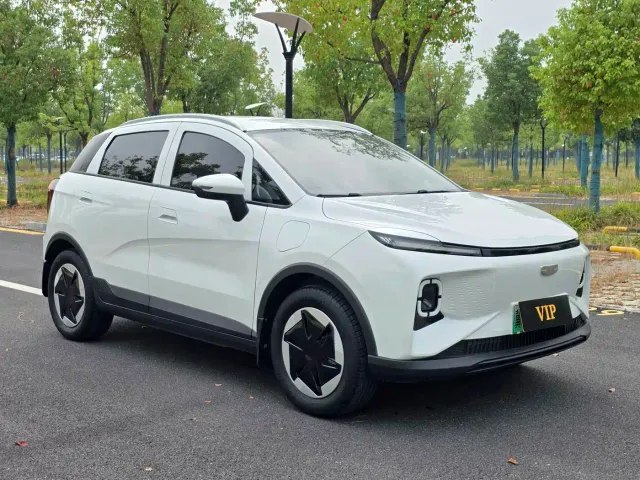 Geely Geometry E Firefly — Фото автомобиля 3