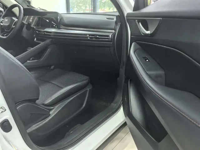 Changan CS35 Plus — Фото автомобиля 8