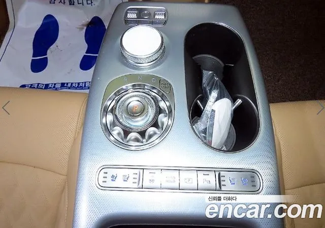 Genesis GV60 — Фото автомобиля 12