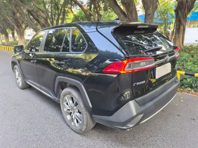 Toyota Wildlander — Фото автомобиля 5