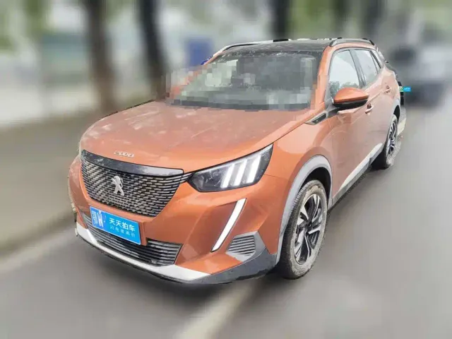 Фотография автомобиля — Peugeot 2008