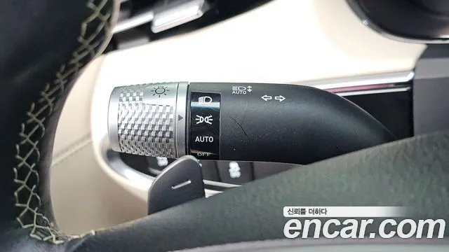 Genesis GV70 — Фото автомобиля 22