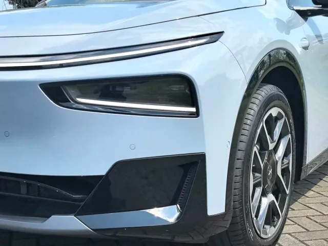 Xpeng G7 — Фото автомобиля 10