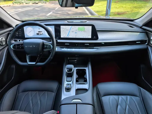 Chery Arrizo 8 — Фото автомобиля 5
