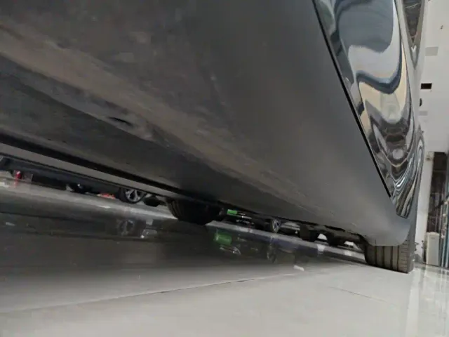 Tesla Model Y — Фото автомобиля 21