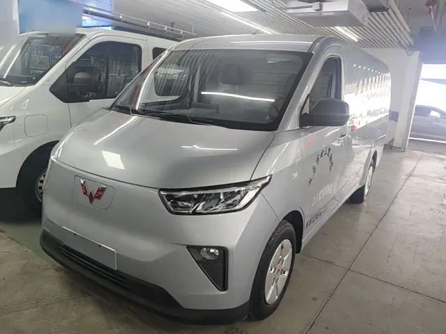 Фотография автомобиля — Wuling Yangguang