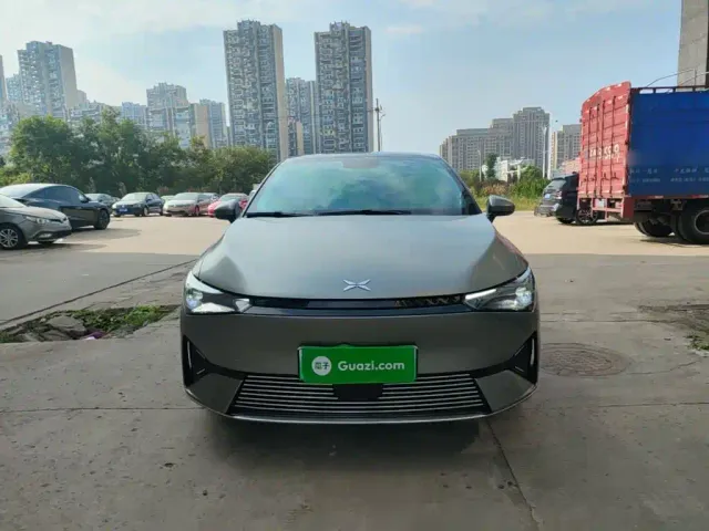 Xpeng P5 — Фото автомобиля 2