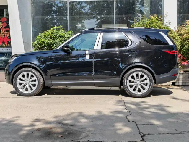 Land Rover Discovery — Фото автомобиля 2