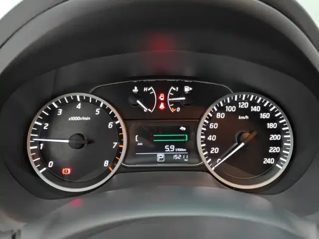 Nissan Sylphy — Фото автомобиля 14