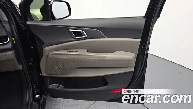 Kia Carnival — Фото автомобиля 14