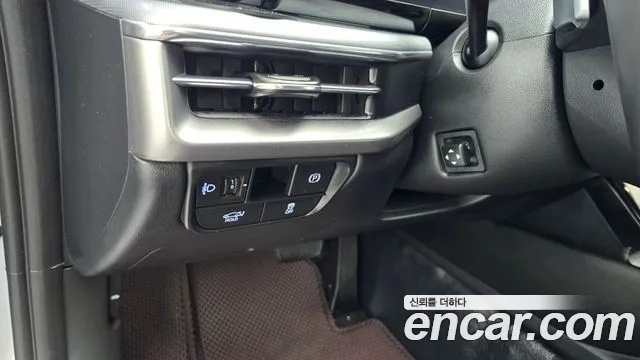 Hyundai Grandeur Grandeur (GN7) 3.5 LPG 2WD (Такси) — Фото автомобиля 16