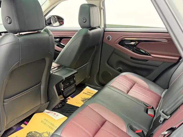 Land Rover Range Rover Evoque — Фото автомобиля 23
