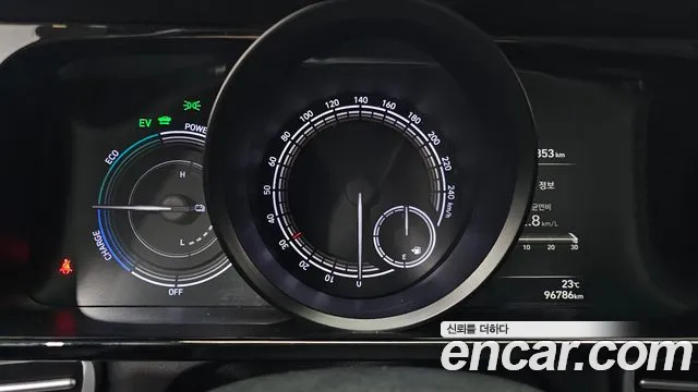 Hyundai Avante CN7 — Фото автомобиля 11