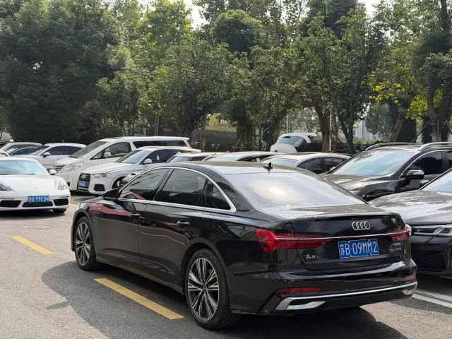 Audi A6L — Фото автомобиля 7