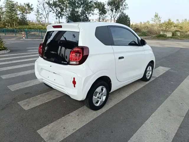 Roewe Clever — Фото автомобиля 6