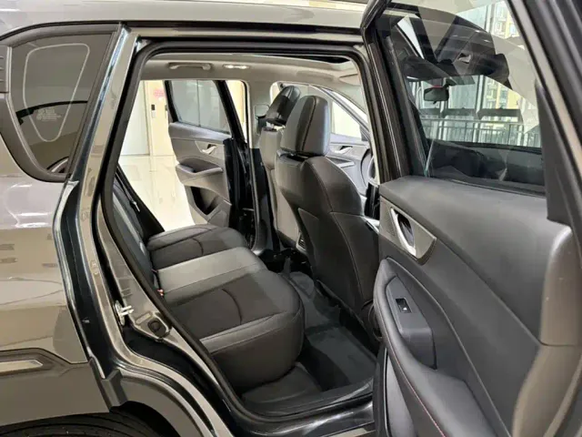 Changan CS35 Plus — Фото автомобиля 4