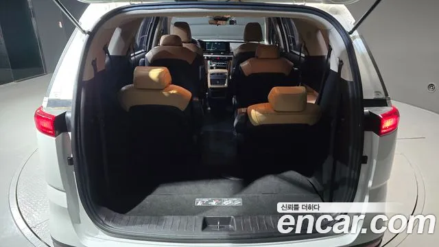 Kia Canival Carnival 4 поколение Дизель 9 мест Prestige — Фото автомобиля 20