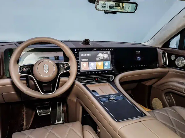 AITO Wenjie AITO M9 2025 Extended Range Ultra 52kWh 6-Seater — Фото автомобиля 29
