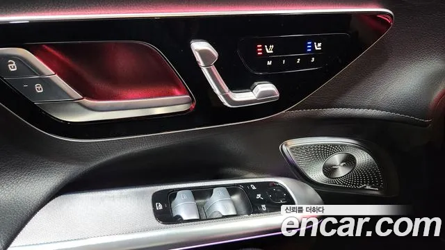 Mercedes-Benz EQE — Фото автомобиля 10
