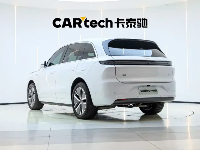 Li Auto L6 — Фото автомобиля 14