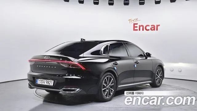 Hyundai Grandeur Новый Grandeur IG — Фото автомобиля 2
