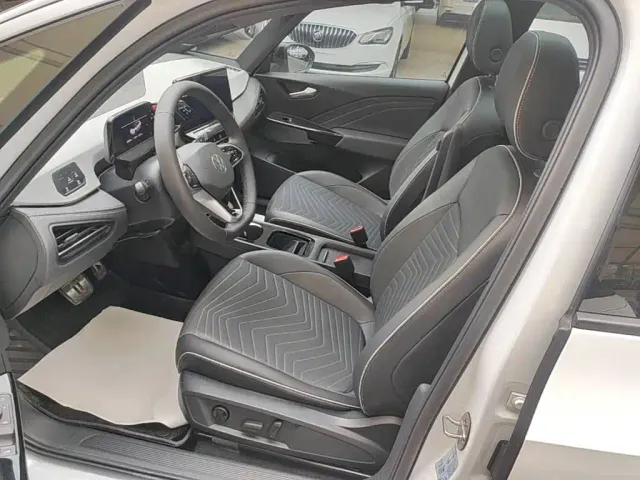 Volkswagen ID.3 — Фото автомобиля 14