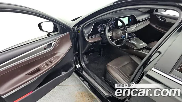 Hyundai Grandeur Новый Grandeur IG — Фото автомобиля 10