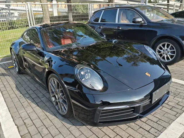 Porsche 911 — Фото автомобиля 2