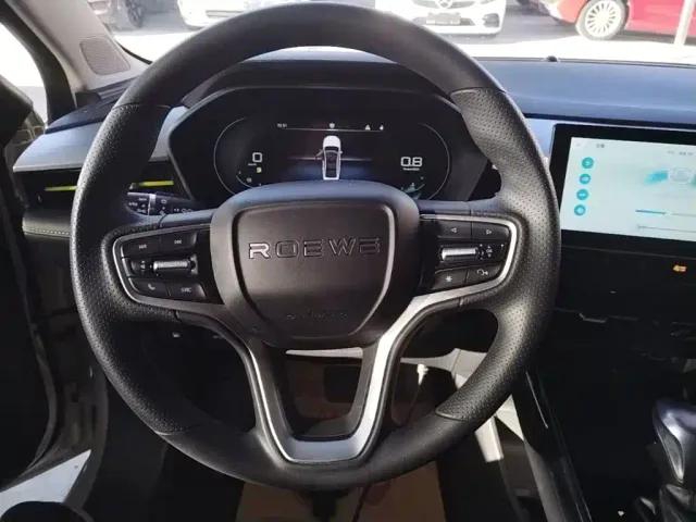 Roewe i5 — Фото автомобиля 10