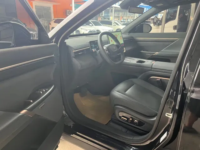 Dongfeng eπ 008 — Фото автомобиля 8