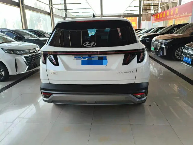 Hyundai Tucson — Фото автомобиля 5