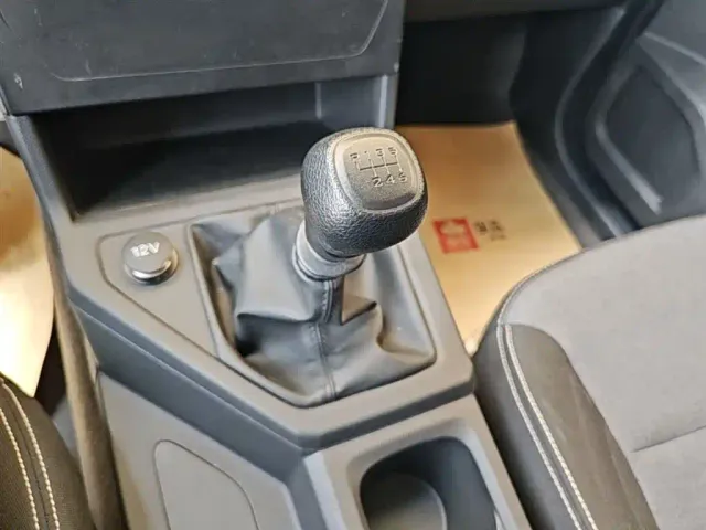 Wuling Hongguang Plus — Фото автомобиля 13