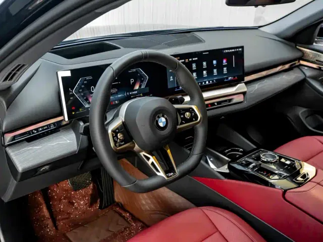 BMW 5 Series — Фото автомобиля 25