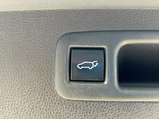 Toyota Highlander — Фото автомобиля 15