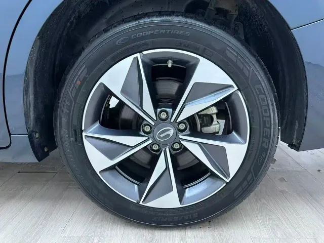 GAC Trumpchi M6 — Фото автомобиля 23