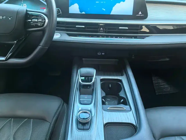 Chery Arrizo 8 — Фото автомобиля 15