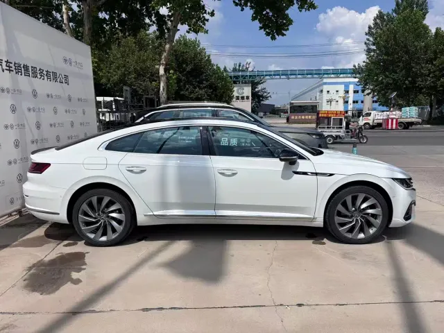 Volkswagen CC — Фото автомобиля 4