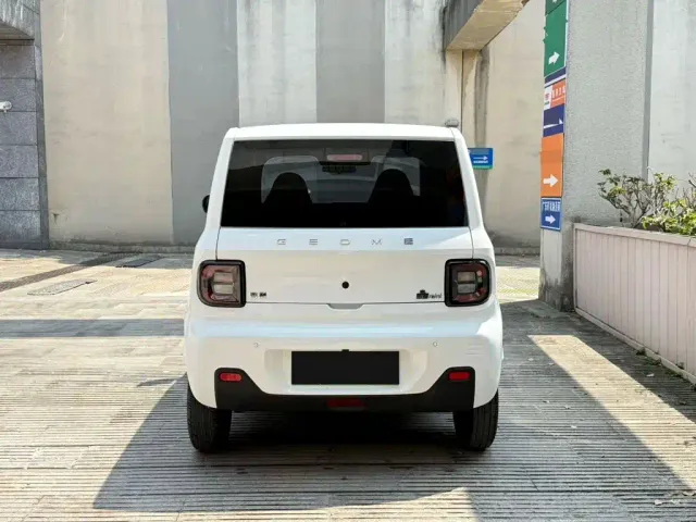 Geely Panda — Фото автомобиля 4