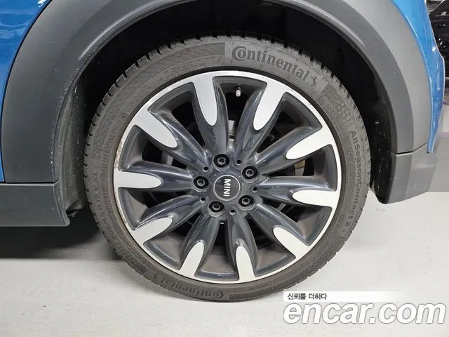 MINI Cooper — Фото автомобиля 14