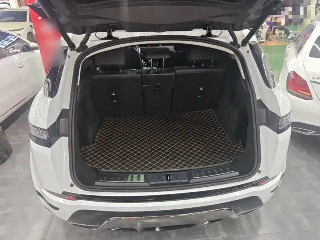 Land Rover Range Rover Evoque — Фото автомобиля 18