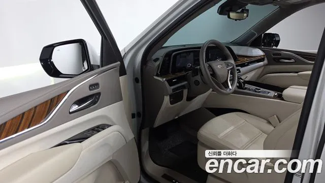 Cadillac Escalade Escalade 5 поколение — Фото автомобиля 8