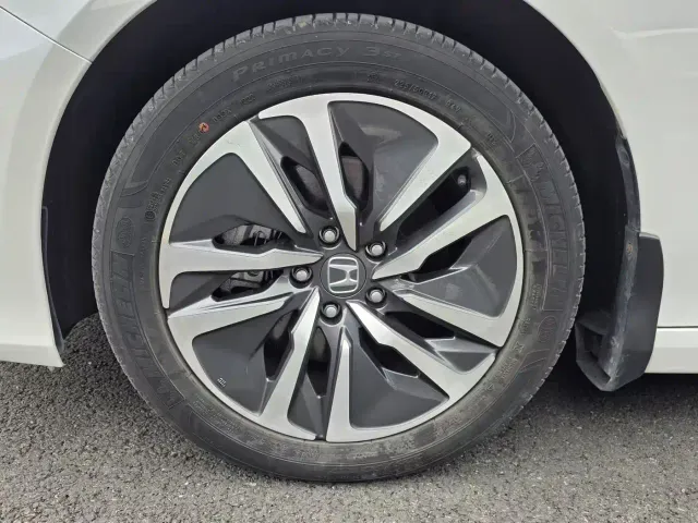 Honda Accord — Фото автомобиля 9