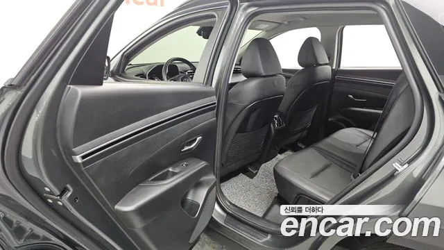 Hyundai Tucson Tucson (NX4) Бензин 1.6 турбо 2WD — Фото автомобиля 7